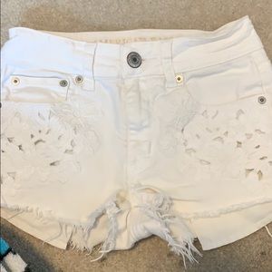 girls white American eagle jean shorts